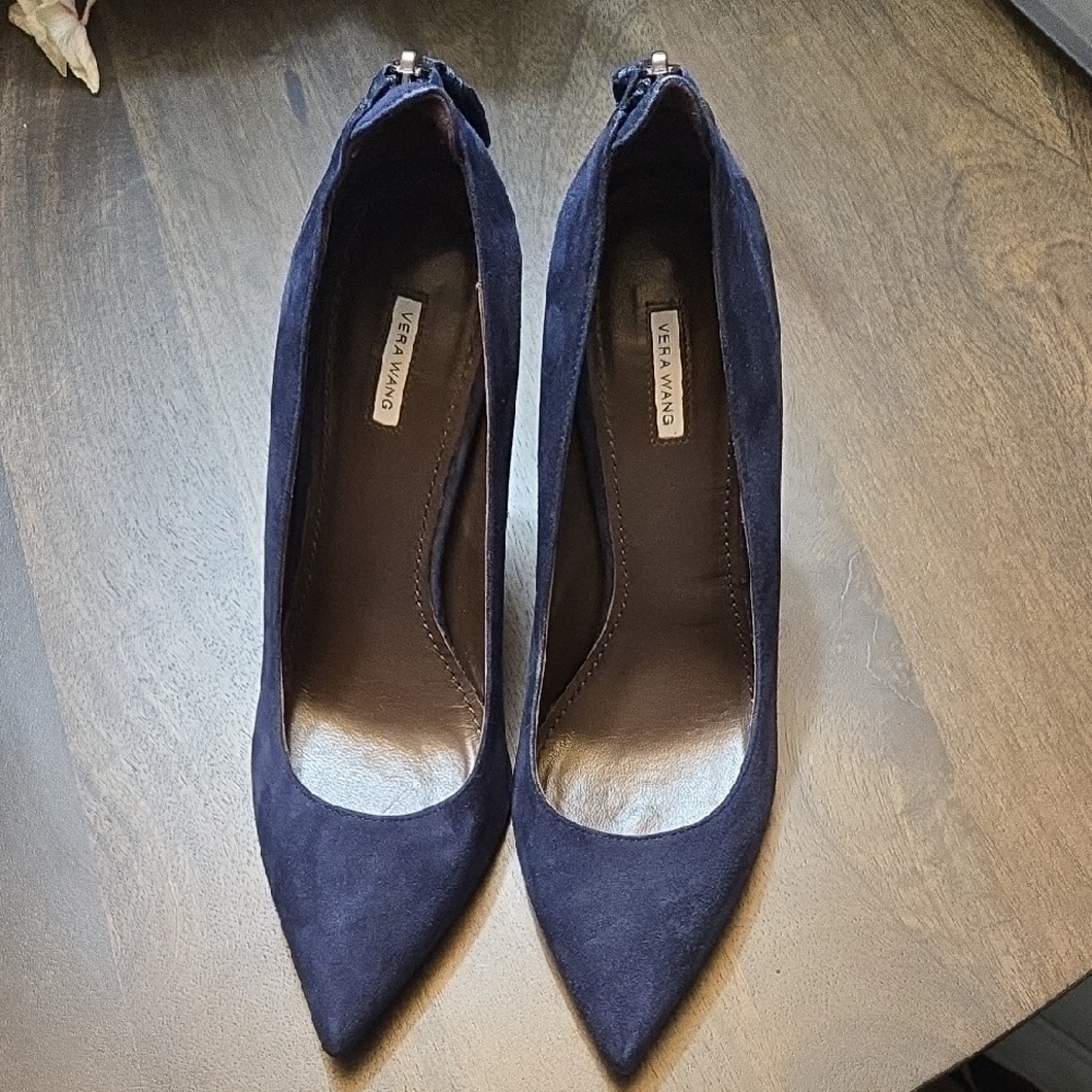 Vera Wang Deep Blue Suede Heels